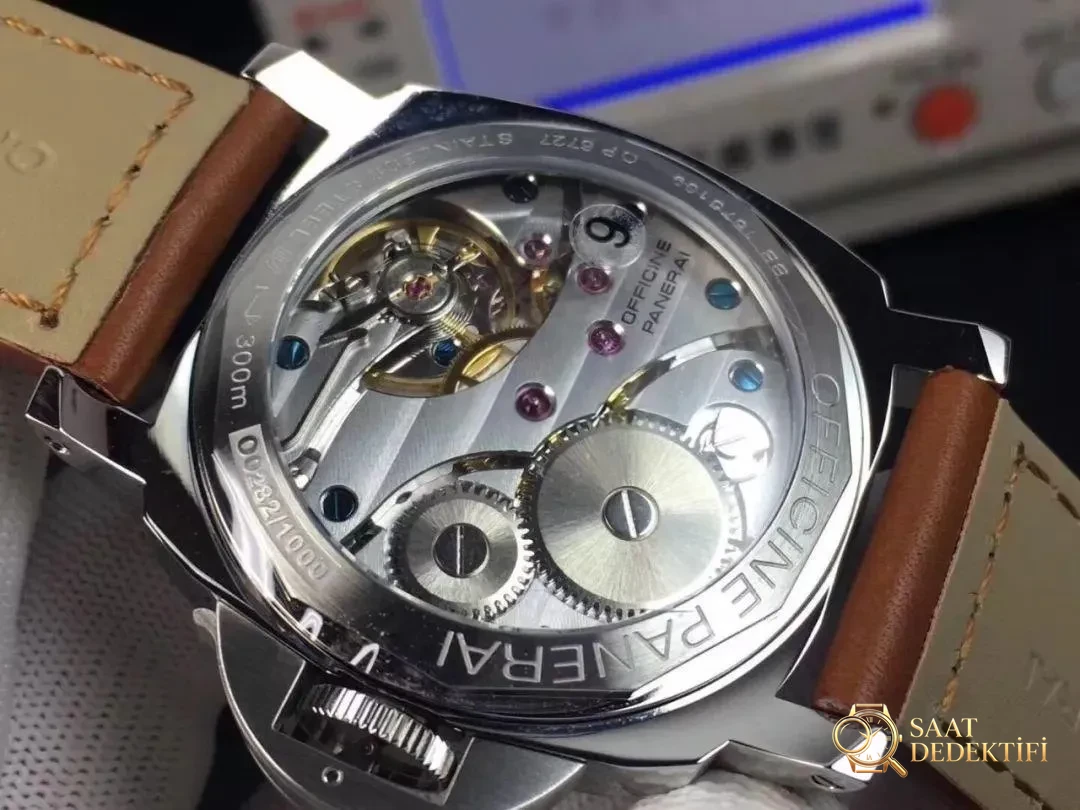 Retro girişe ideal seçim: XF Factory Panerai PAM111 gerçek-replika karşılaştırması ve incelemesi - Klips Kilidi ve Lazer Damgalar