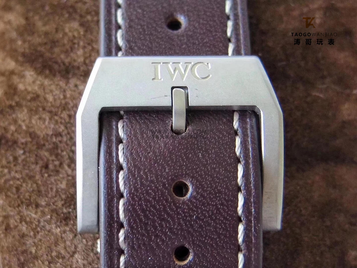 Retro titanyum GS Factory IWC Pilot serisi Mark 18 IW327006 saatinin orijinalle karşılaştırmalı incelemesi — 19. fotoğraf