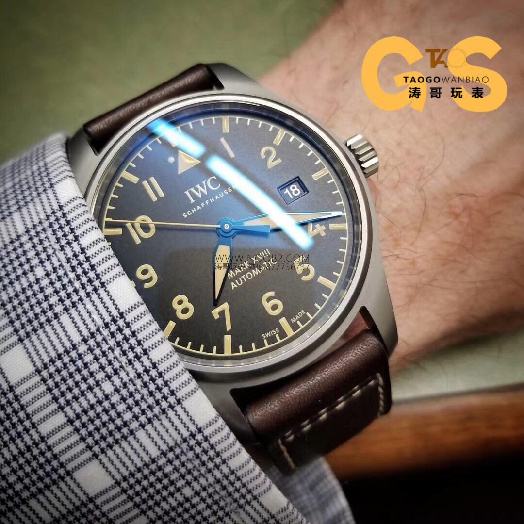 Retro titanyum GS Factory IWC Pilot serisi Mark 18 IW327006 saatinin orijinalle karşılaştırmalı incelemesi — 23. fotoğraf