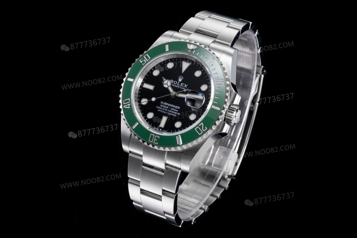 RF Factory Rolex yeni yeşil Submariner, orijinaliyle karşılaştırınca ilk bakışta belli olur mu? — 20. fotoğraf