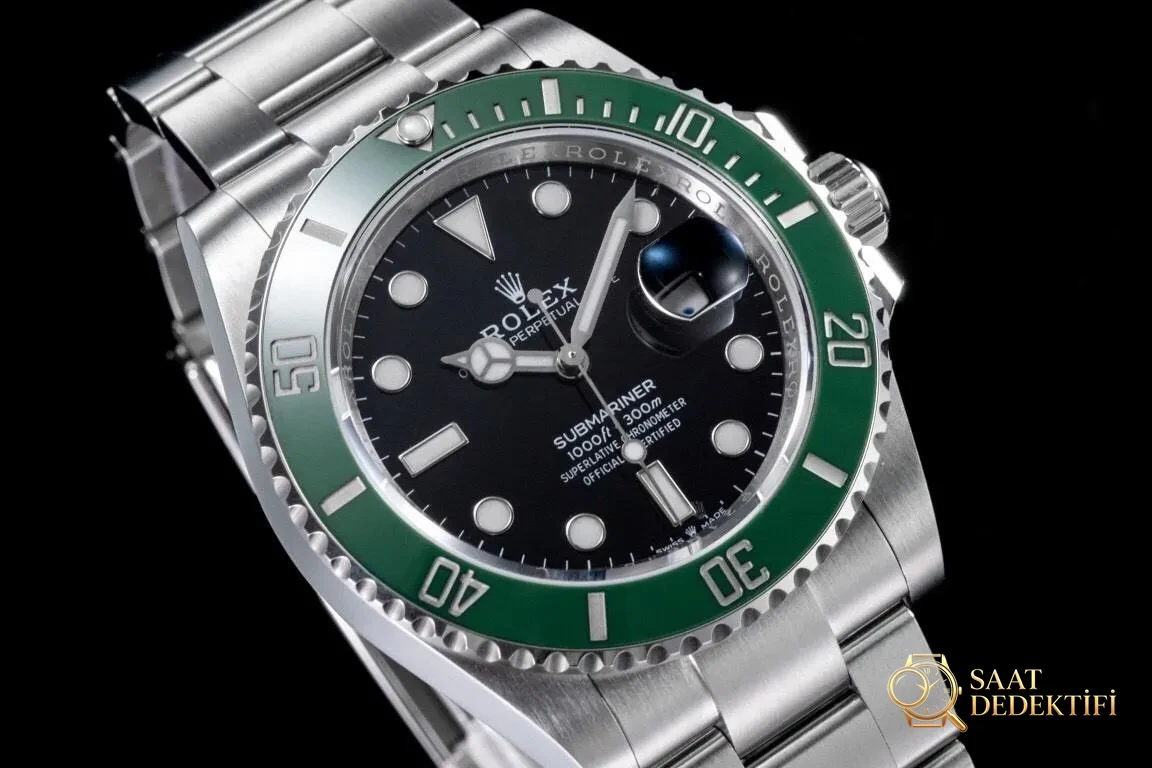 RF Factory Rolex yeni yeşil Submariner, orijinaliyle karşılaştırınca ilk bakışta belli olur mu? - Kordon Dokusu ve Dikiş Detayları