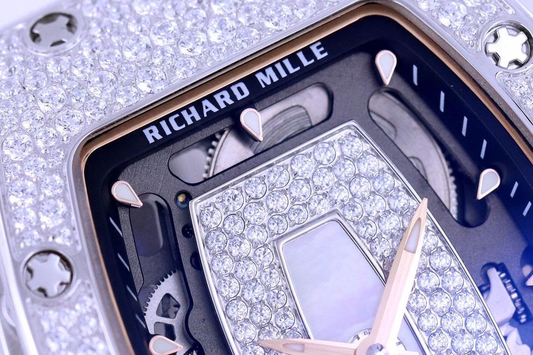 [Richard Mille RM07-1 Kırmızı Dudak - Siyah Dudak Serisi-Bilekte Açan Mekanik Gül] — 7. fotoğraf