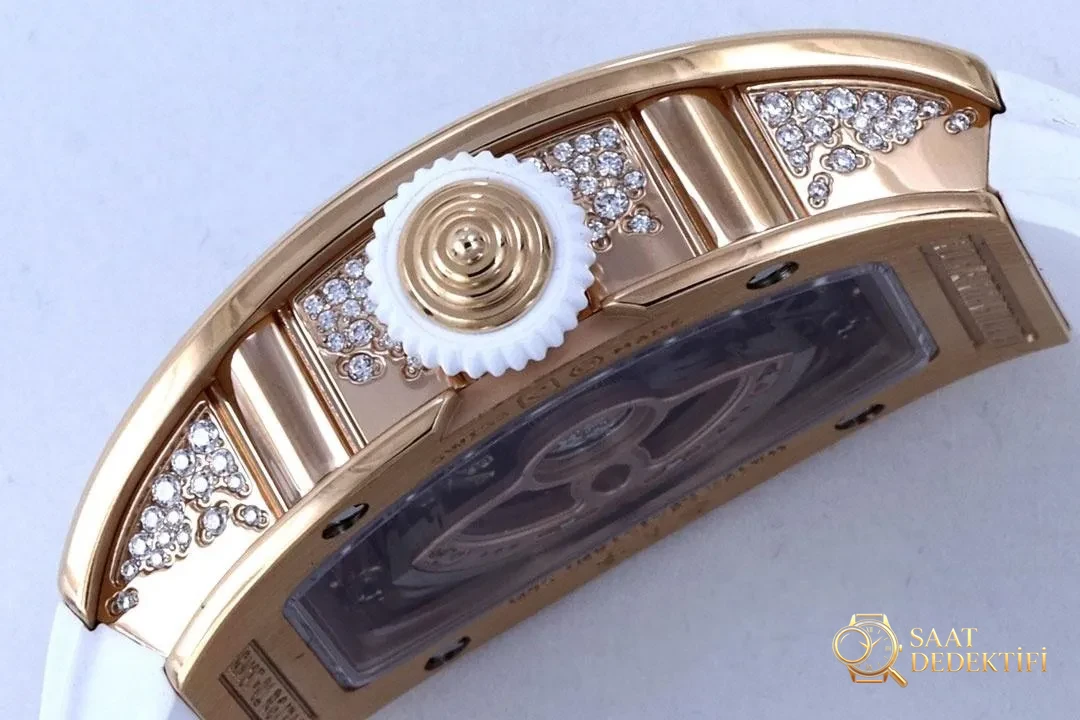 [Richard Mille RM07-1 Kırmızı Dudak - Siyah Dudak Serisi-Bilekte Açan Mekanik Gül] - Bilezik Bakla Ayrımı ve Pim Yapısı
