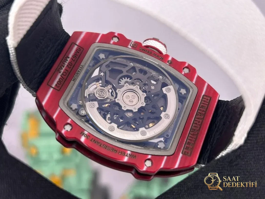 Richard Mille RM67-02 V3 Nihai Replika Sürümü Tanıtıldı! - Fosfor ve Super-LumiNova Gece Görünümü