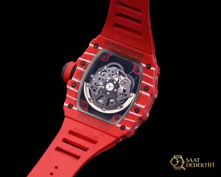 RMX Factory Richard Mille RM35-02 Karbon Fiber Kırmızı Şeytan Kol Saati - Fosfor ve Super-LumiNova Gece Görünümü