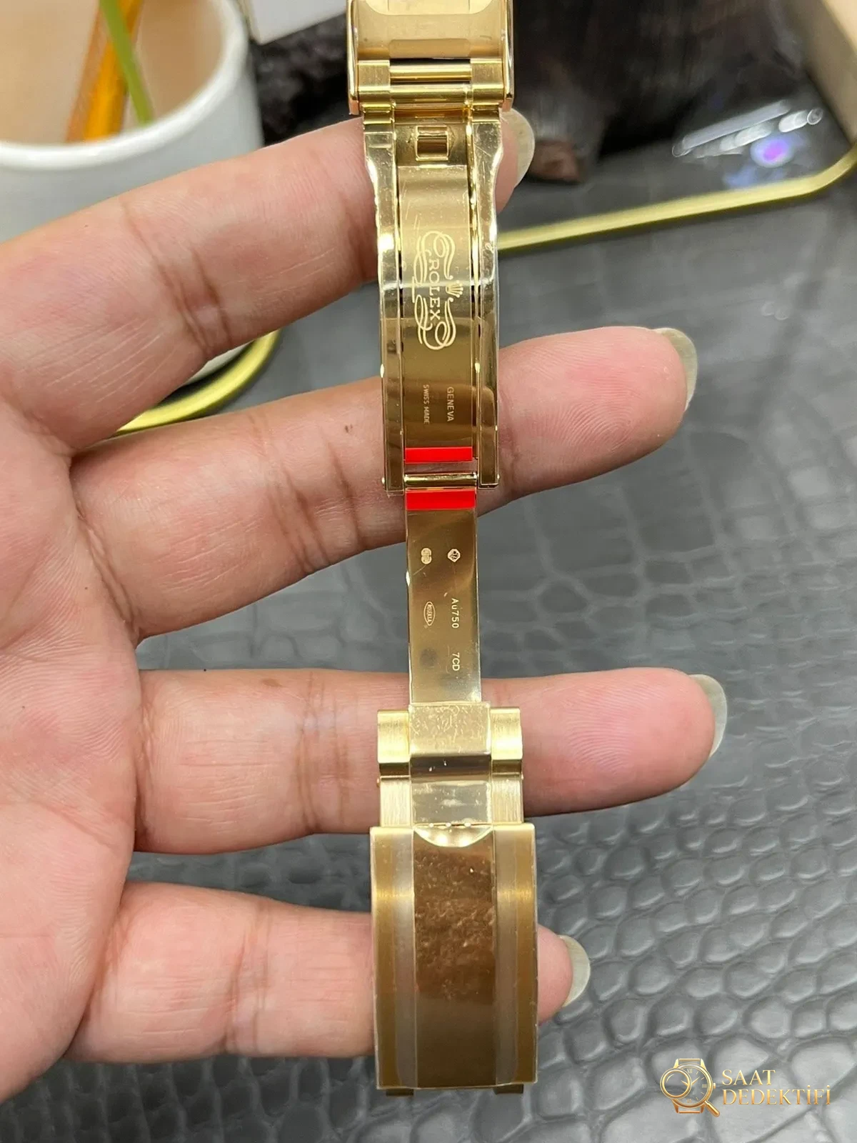 Neues Modell mit Rolex Daytona 4131-Uhrwerk: Eingehender Vergleich des Clean und des Originals unter natürlichem Licht – Mikroanpassungsmechanismus in der Schnalle