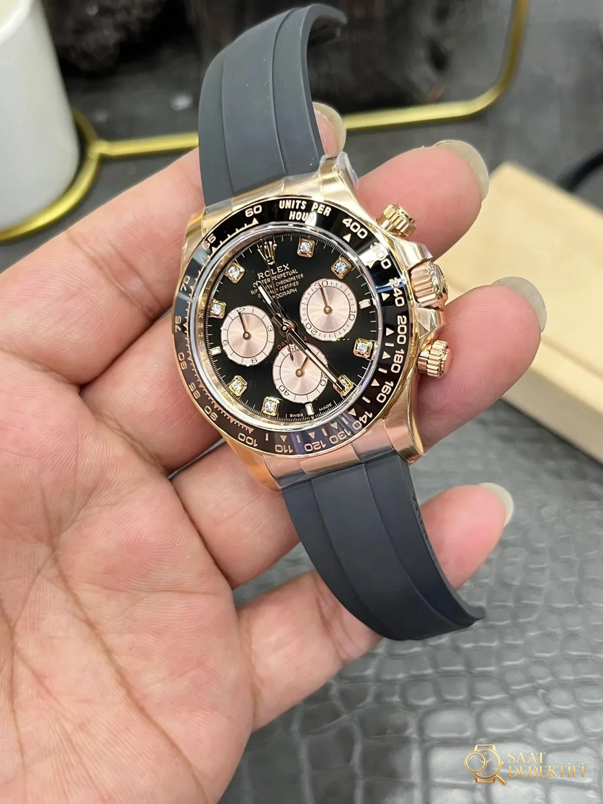 Neues Modell mit Rolex Daytona 4131-Uhrwerk: Ausführlicher Vergleich des Clean und des Originals unter natürlichem Licht – Kronenverriegelungsmechanismus und Dichtungsstruktur