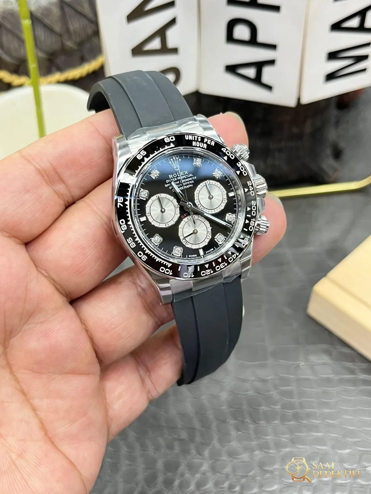 Neues Modell mit Rolex Daytona 4131-Uhrwerk: Ausführlicher Vergleich des Clean und des Originals unter natürlichem Licht – Gehäusegewicht und Balance-Verhältnis