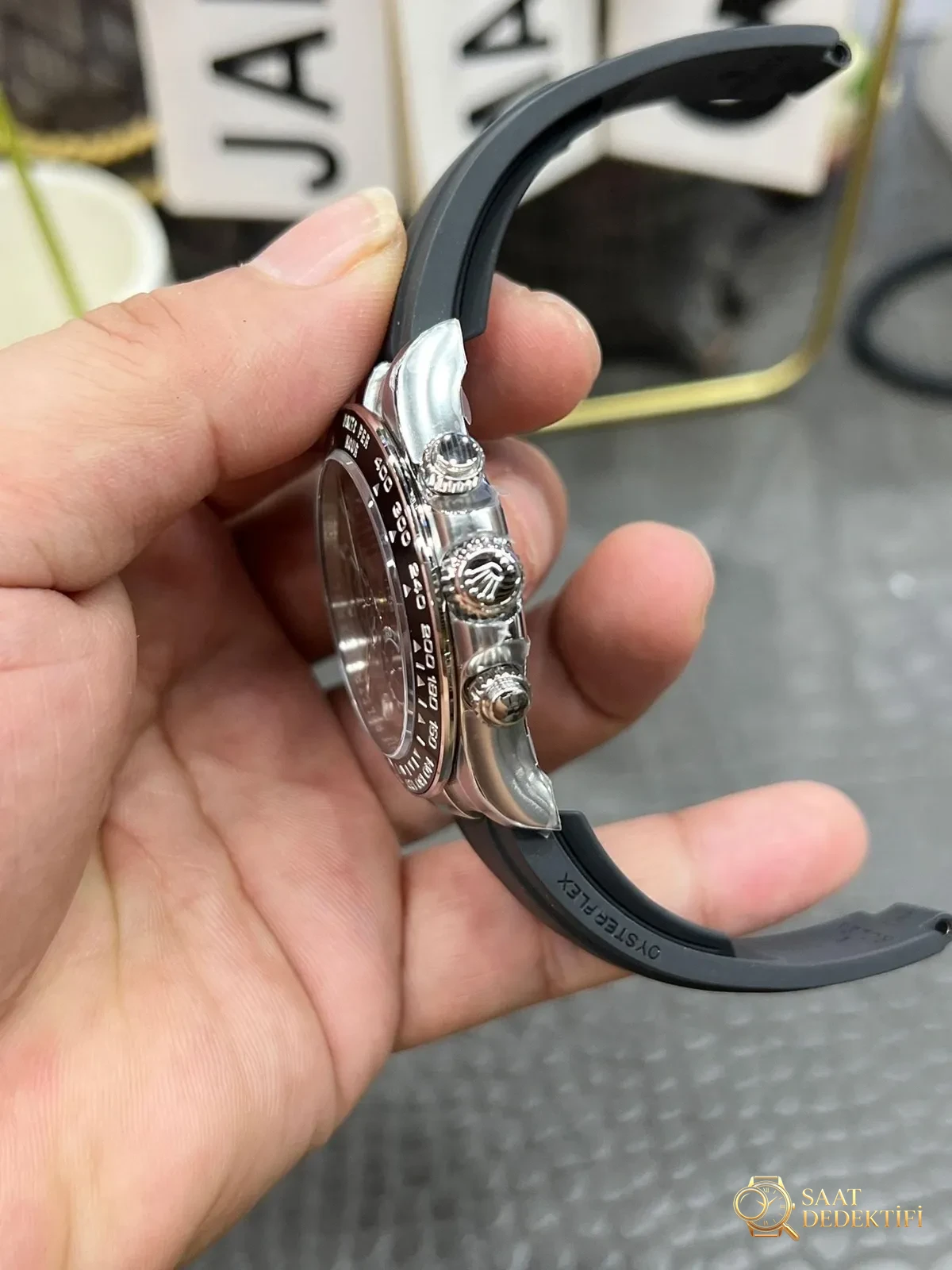 Neues Modell mit Rolex Daytona 4131-Uhrwerk: Eingehender Vergleich von Clean und Original unter natürlichem Licht – Zifferblatt-Hilfszifferblätter und Nadelsynchronisation