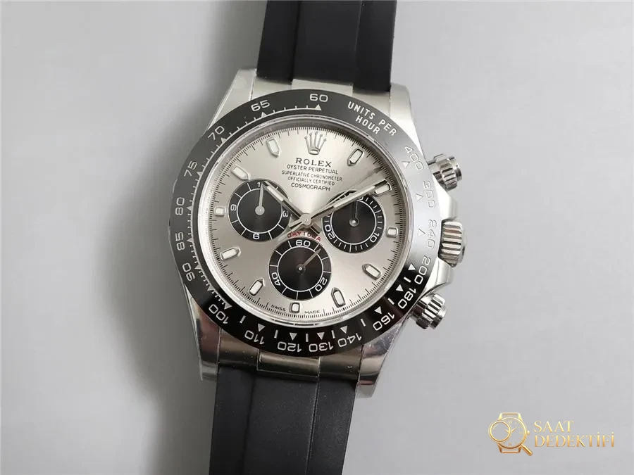 Rolex N4130 gri kadranlı Daytona ve Yu Wenle kauçuk kayış modeli: hangisini daha çok seviyorsunuz? - Kadran Detayı ve Bezel İşçiliği