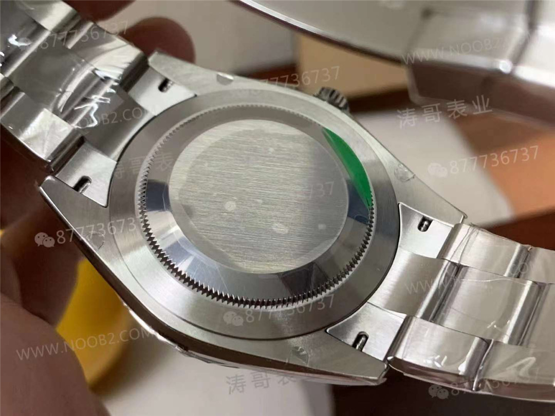 Rolex'in yeni Oyster Perpetual renkli balon kadranlı modeli: EW Factory mı KRF Factory mi daha iyi yapmış? — 8. fotoğraf