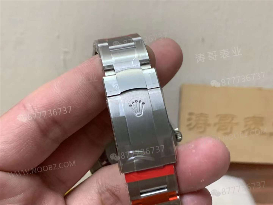 Rolex'in yeni Oyster Perpetual renkli balon kadranlı modeli: EW Factory mı KRF Factory mi daha iyi yapmış? — 10. fotoğraf