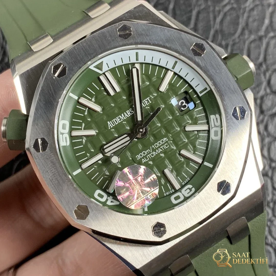 Royal Oak Offshore JF15710 Askeri Yeşil Replika Saat Gerçek Çekim İncelemesi - Bilezik, Toka ve Klips Mekanizması