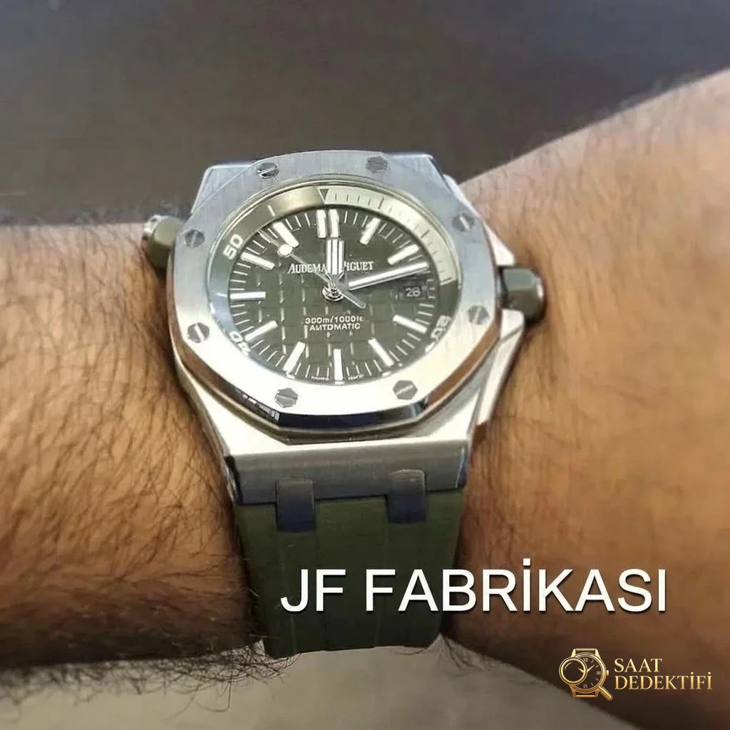Royal Oak Offshore JF15710 Askeri Yeşil Replika Saat Gerçek Çekim İncelemesi - Genel Açı ve Estetik Duruş