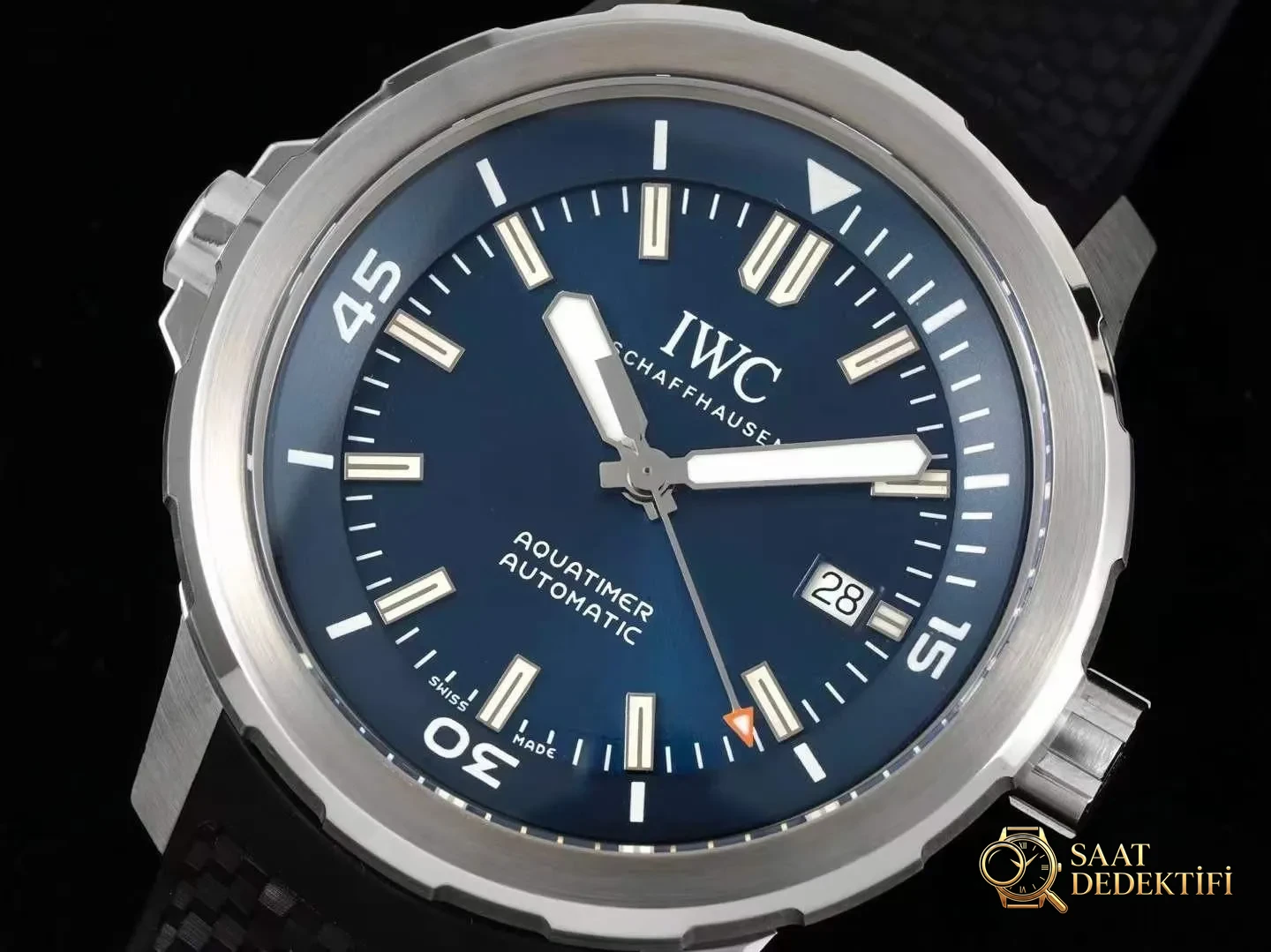 RS Factory IWC Aquatimer Cousteau 329005 ile V6 arasındaki fark nedir? - Arka Kapak ve Mekanizma Detayı
