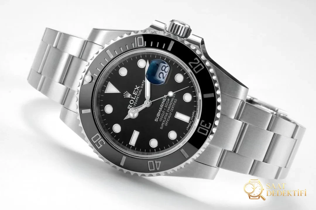 RXF Factory Rolex siyah Submariner: orijinalle karşılaştırınca piyasadaki büyük fabrika versiyonlarını geçebilir mi? - Tepe Kilit Mekanizması ve Conta Yapısı
