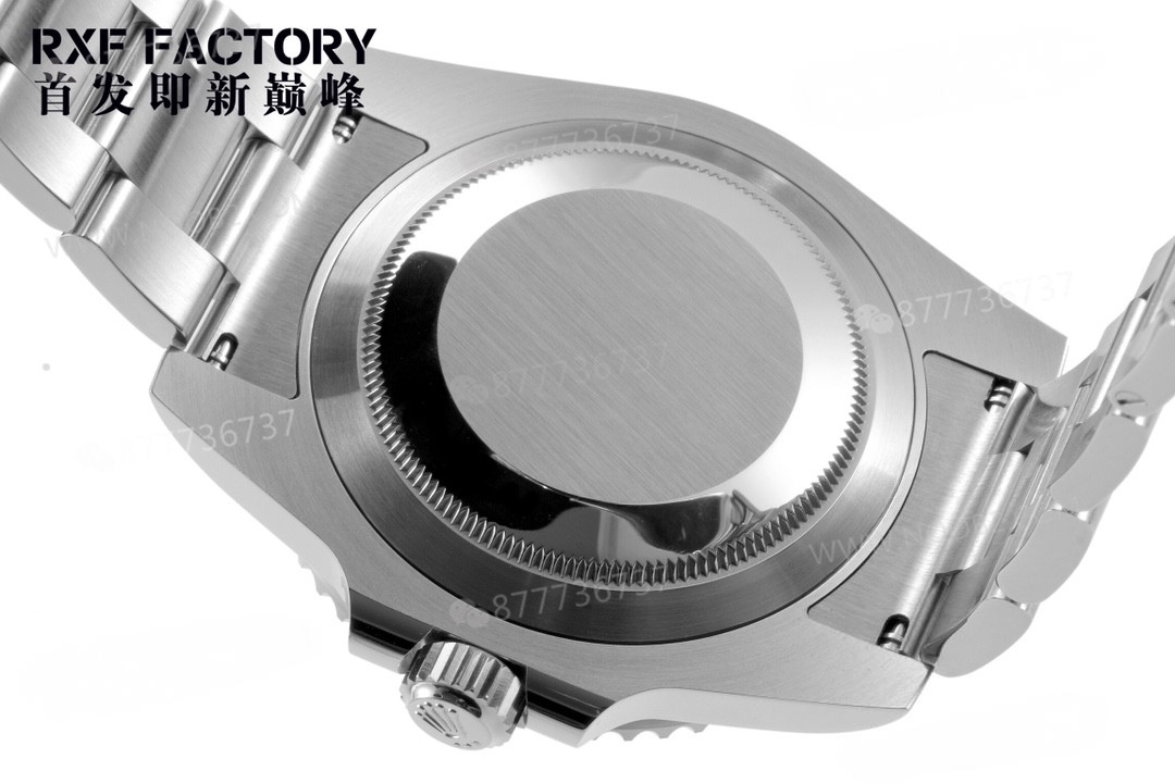 RXF Factory Rolex siyah Submariner: orijinalle karşılaştırınca piyasadaki büyük fabrika versiyonlarını geçebilir mi? — 25. fotoğraf