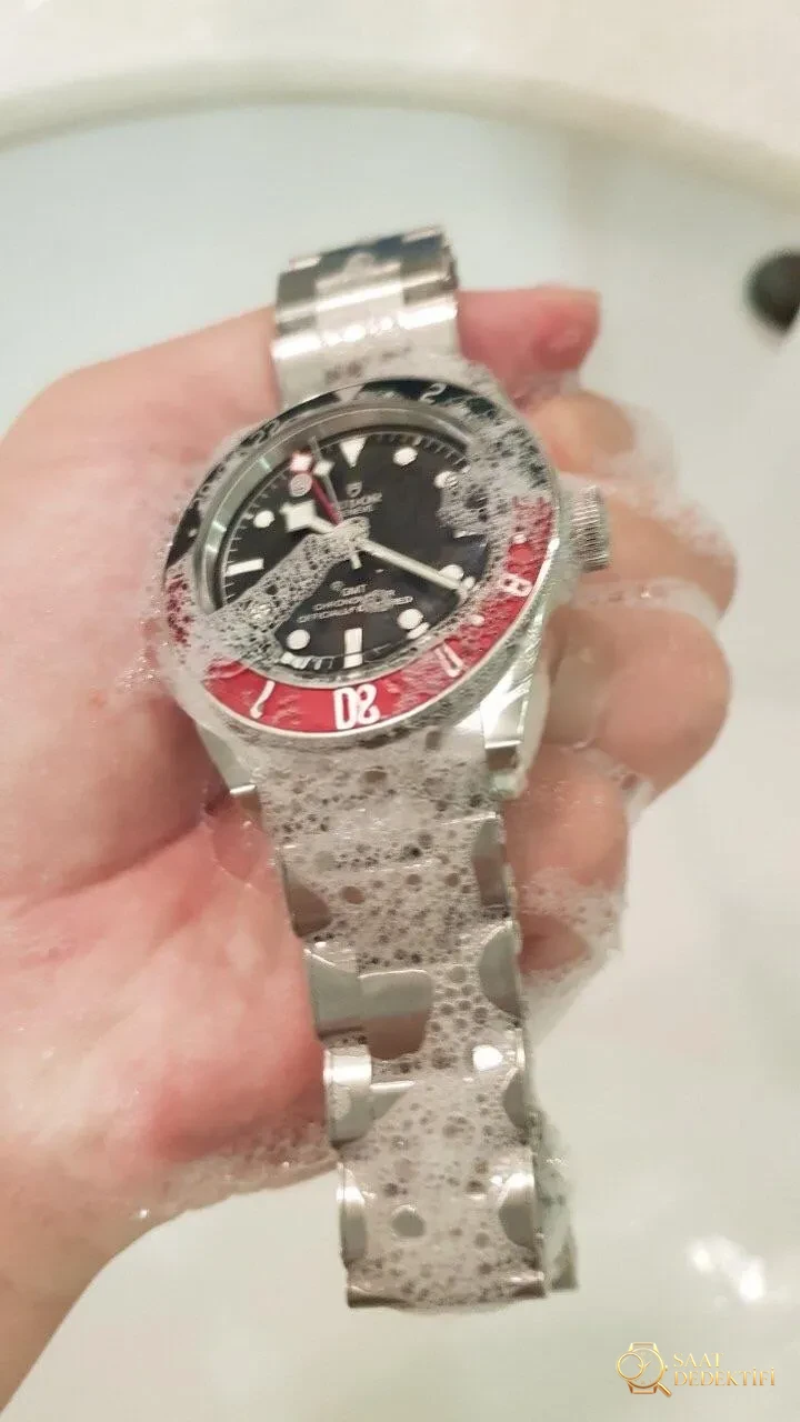 Saat dostumuzun paylaşımı: ZF Factory Tudor Black Bay kırmızı-mavi cola bezel M79830 Greenwich GMT Basel World 2018 replika saat - orijinal karşılaştırmalı incelemesi - Kadran Detayı ve Bezel İşçiliği