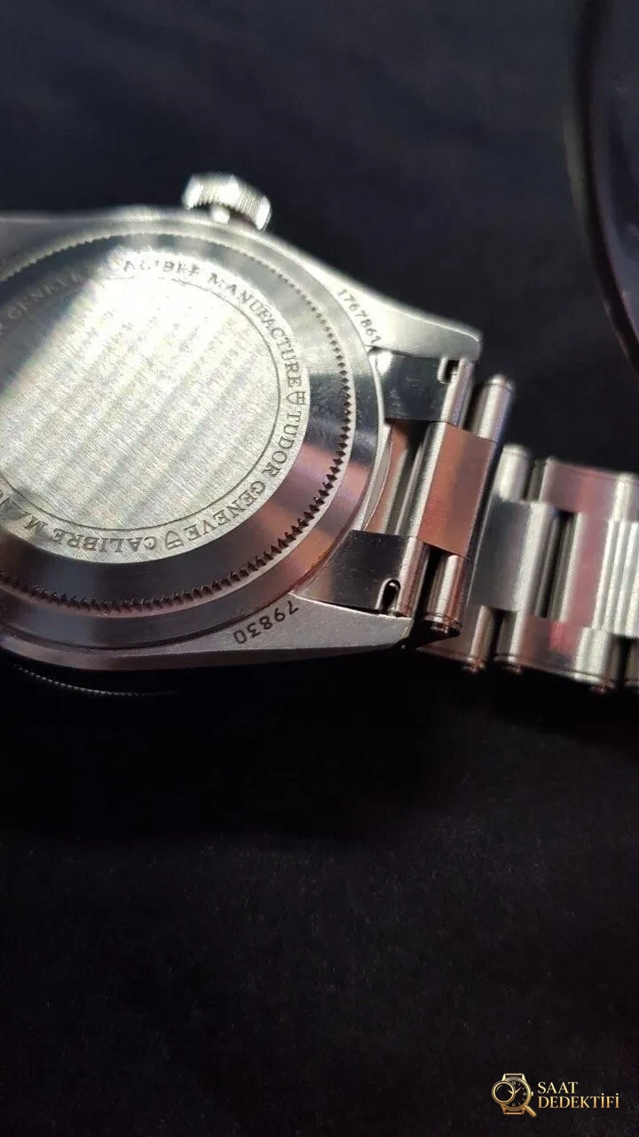 Saat dostumuzun paylaşımı: ZF Factory Tudor Black Bay kırmızı-mavi cola bezel M79830 Greenwich GMT Basel World 2018 replika saat - orijinal karşılaştırmalı incelemesi - Balans Çarkı ve Zemberek Aksamı