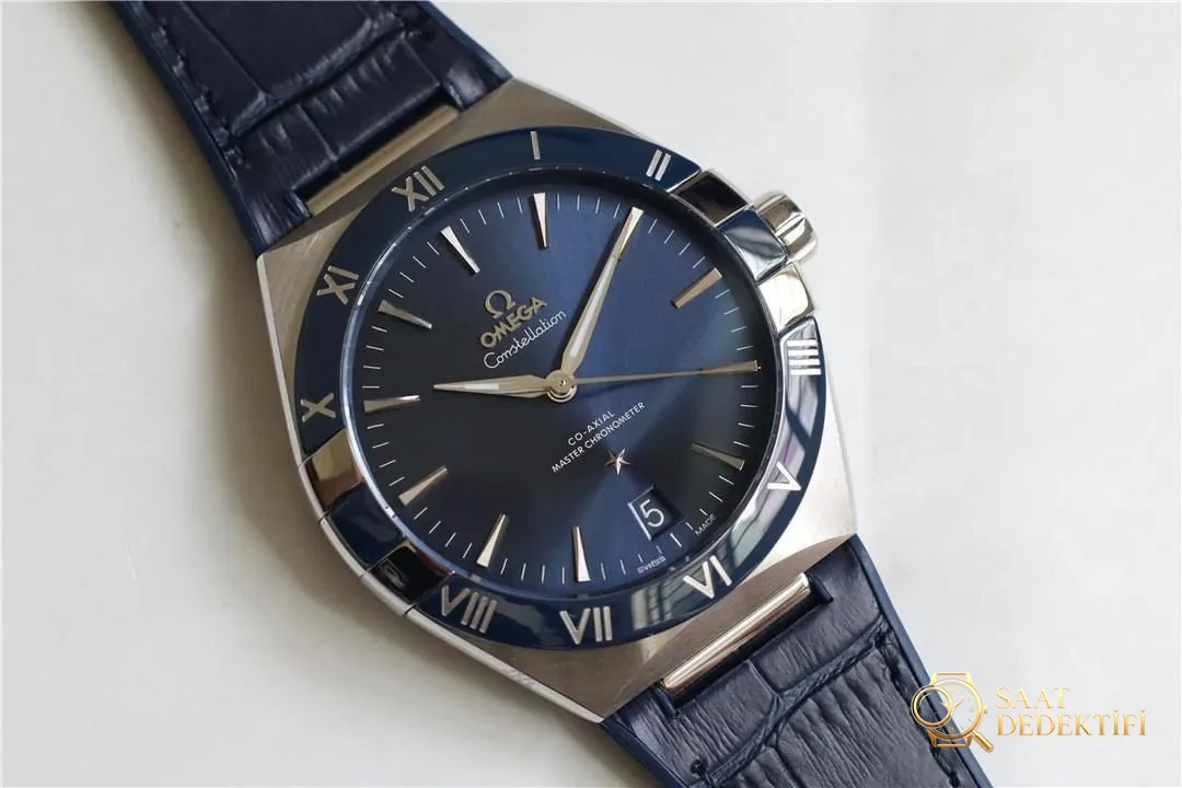 SBF yani VS Factory Omega Constellation 41 mm işçiliğiyle bir sürü küçük fabrikayı fersah geride bırakıyor - Arka Kapak ve Mekanizma Detayı