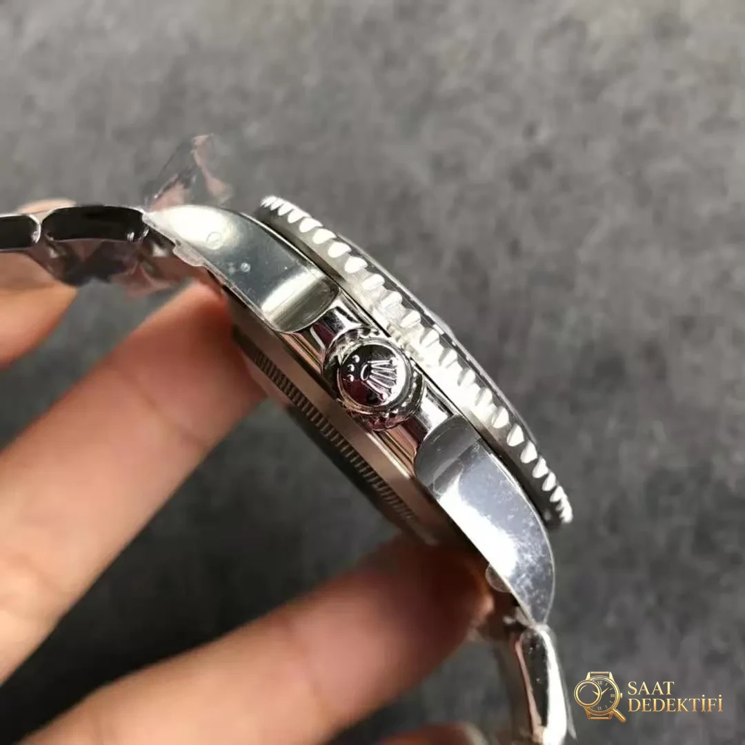 Sea-Dweller 126600 Single Red Noob VS ARF - Kasa Çeliği ve Polisaj Kalitesi