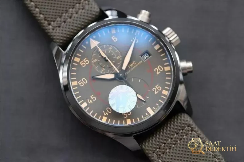 Seramik Versiyon ZF Factory IWC Pilot Kronograf TOPGUN Serisi Replika Saat İncelemesi - Bilezik, Toka ve Klips Mekanizması