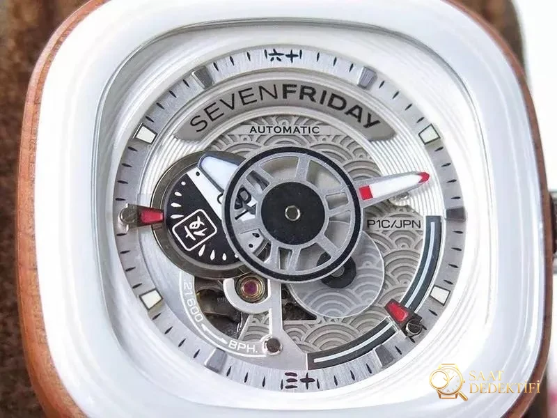 SevenFriday sakura gerçek-replika karşılaştırmalı incelemesi: SV Factory SevenFriday Tokyo Limited Edition P1B/03 replika saat nasıl? - Toka İçi Mikro Ayar Mekanizması
