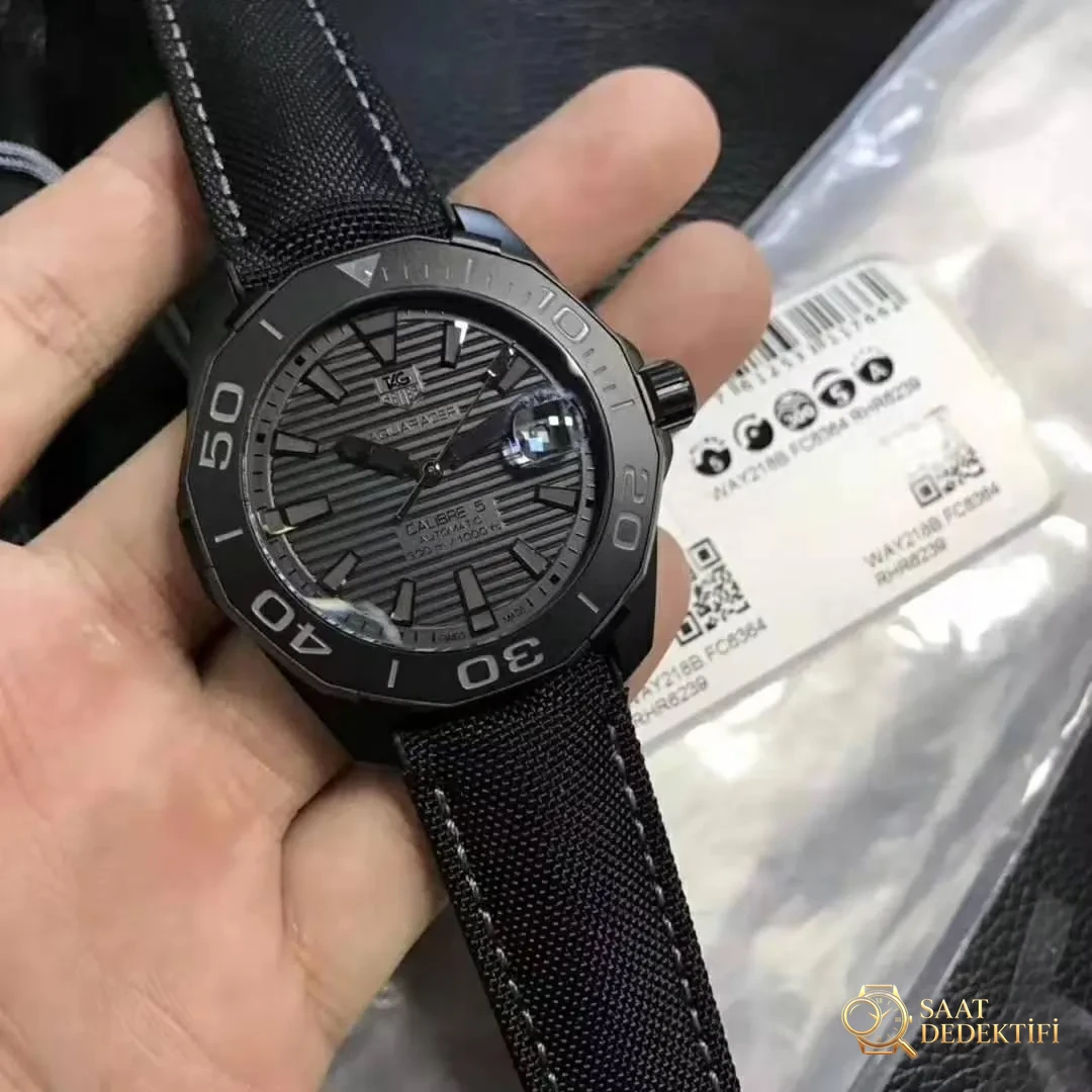 Replika Tag Heuer Aquaracer Kalibre 5 Siyah