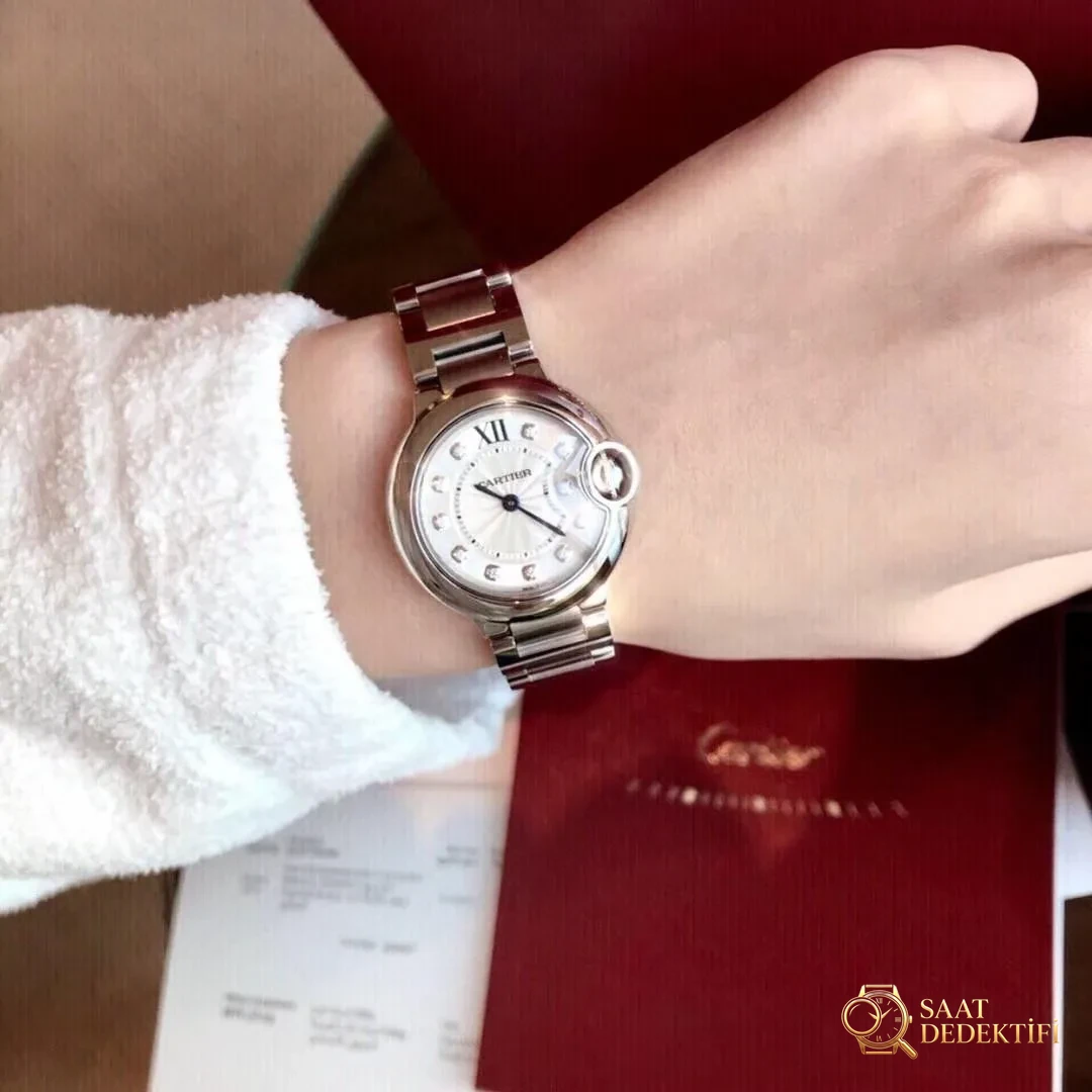 Cartier Ballon Bleu İncelemesi - Ön Görünüm ve Kasa Tasarımı