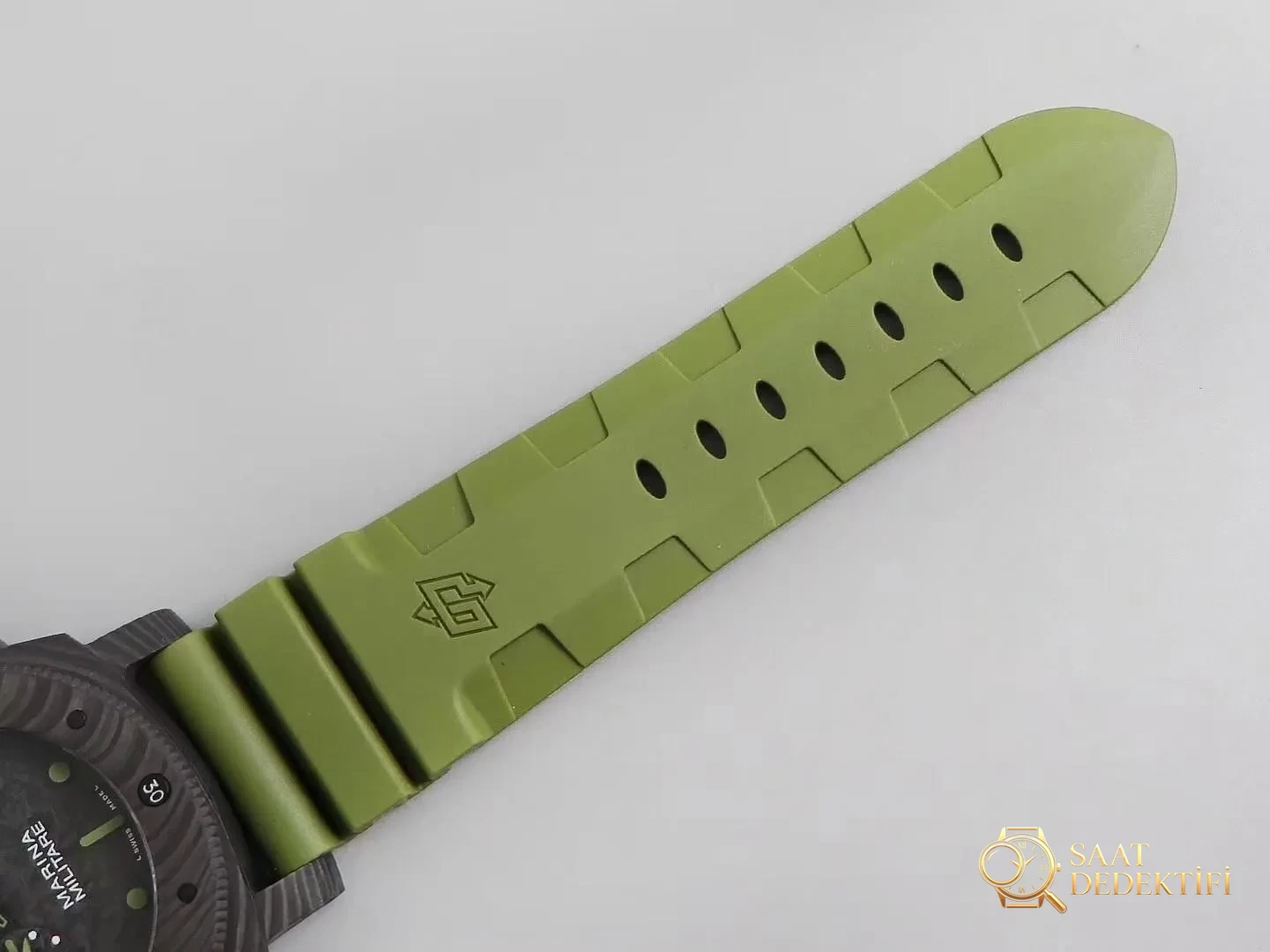 Şu yeşilden biraz bahsedelim: VS Panerai 961 replika saat incelemesi - Toka İçi Mikro Ayar Mekanizması