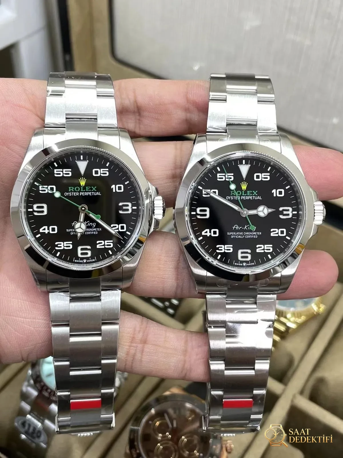 Super Clone 3230 Mekanizmali vs Factory Replika Rolex Air King 126900 K... - Ön Görünüm ve Kasa Tasarımı