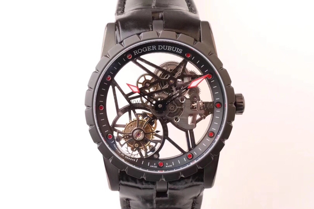 “Süper sporcuların” standardı: BBR Factory Roger Dubuis Excalibur serisi tourbillon 505SQ mekanizmalı iskelet mekanik replika saat incelemesi — 9. fotoğraf