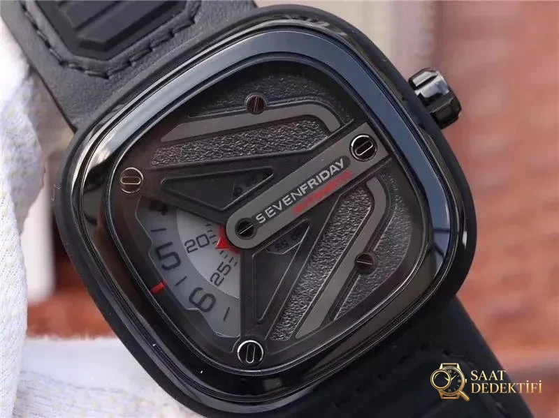 SV Factory Seven Friday SF Uzay Gemisi M3-01 replika saatin orijinaliyle ve diğer versiyonlarla karşılaştırması nasıl? - Tepe Koruması ve Ayar Fonksiyonu