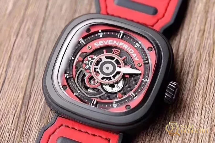SV Factory SEVENFRIDAY (Seven Friday) P3B/06 Kırmızı Kadran Replika Versiyonun Orijinaliyle Karşılaştırmalı İncelemesi - Tepe Koruması ve Ayar Fonksiyonu