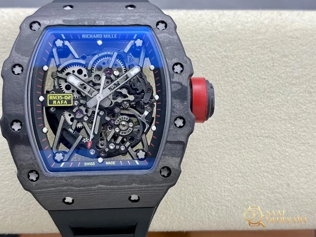 T+ Fabrikası Richard Mille RM35-02: Bu kalite ZF gibi büyük fabrikaları rahatça geçer (balans çarkı hareketli) - Yan Profil ve Kordon Bağlantısı