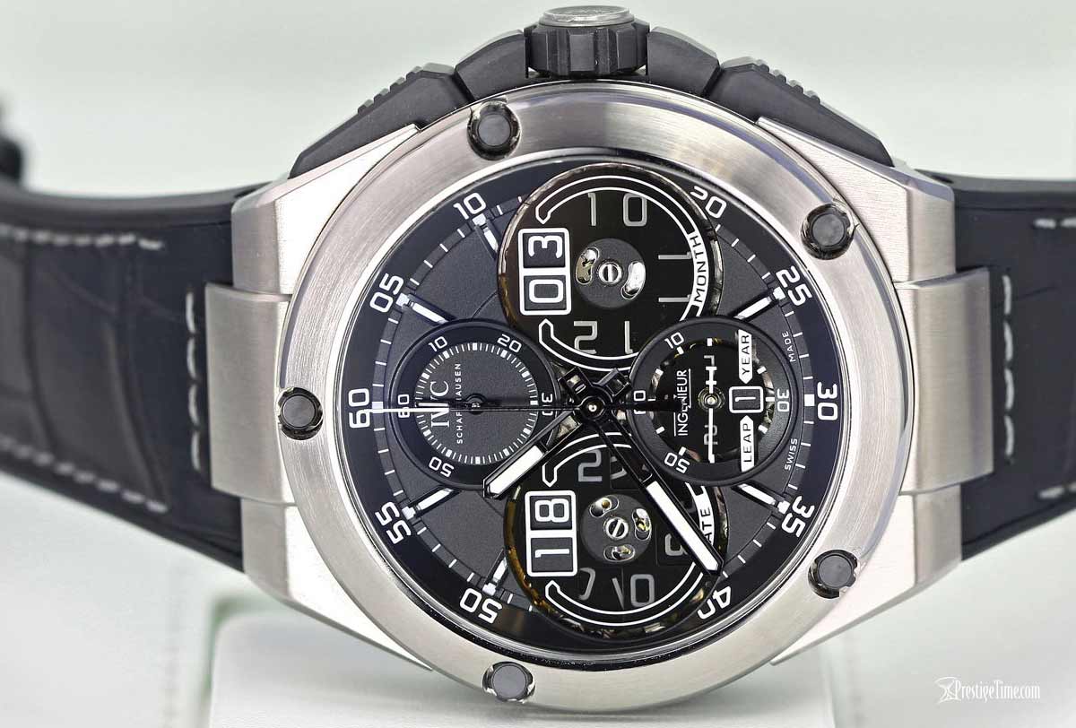 IWC Ingenieur Perpetual Takvim Digital Date Month