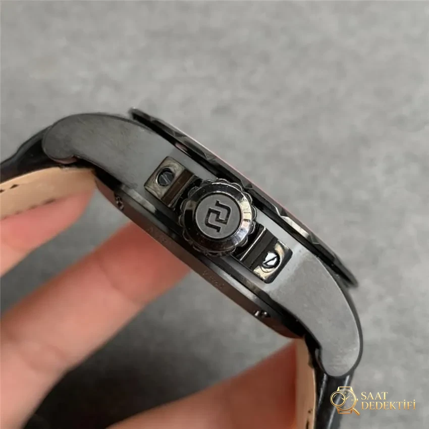 TBF Factory Roger Dubuis EXCALIBUR (Excalibur serisi) 0542 (0543) saat incelemesi - Arka Safir Cam Altında Kalibre Detayı