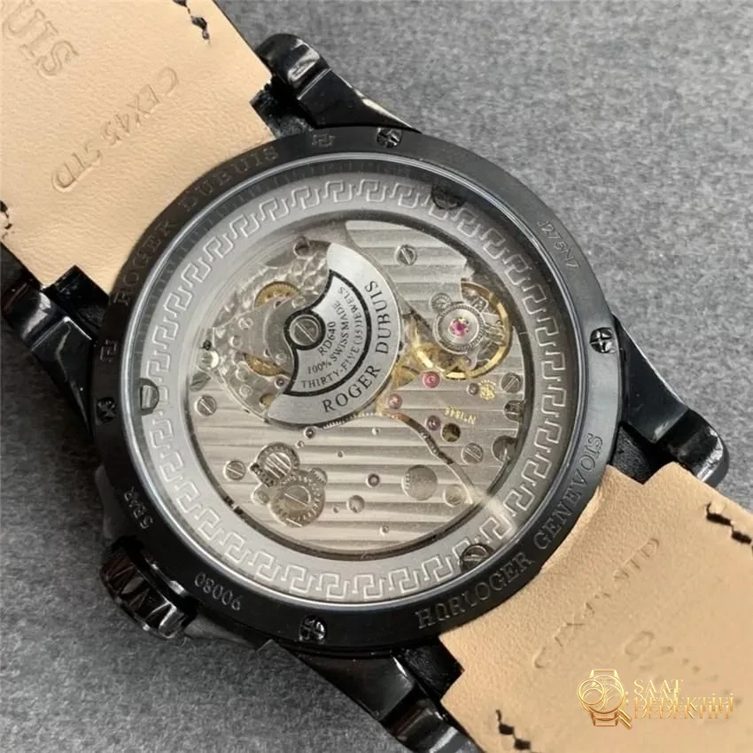 TBF Factory Roger Dubuis EXCALIBUR (Excalibur serisi) 0542 (0543) saat incelemesi - Bezel Rakam Oyukları Platin Dolgusu