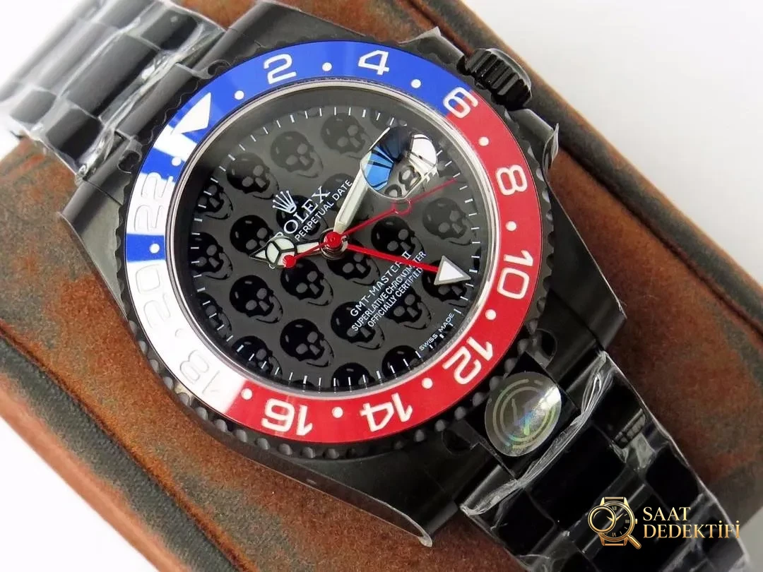 TBLACK Rolex GMT-Master Siyah Kaplama REVENGE Özel Üretim Milgauss Revenge Serisi Replika Saat - Makro Kadran ve İndeks İşçiliği