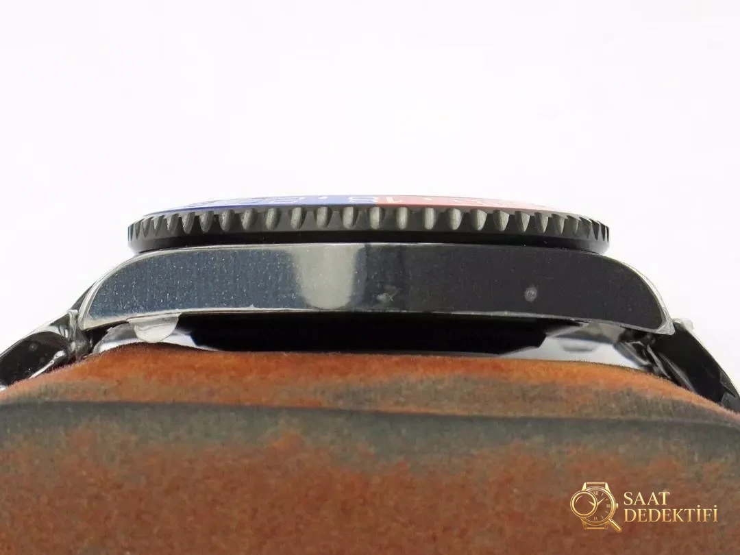 TBLACK Rolex GMT-Master Siyah Kaplama REVENGE Özel Üretim Milgauss Revenge Serisi Replika Saat - Mekanizma Çark Dizilimi ve Taş Yatakları