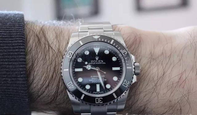 'Tek alışta iş biter' lafı koca bir yalan; sosyete adamına özel Rolex siyah su hayaletini alınca anlarsın — 3. fotoğraf