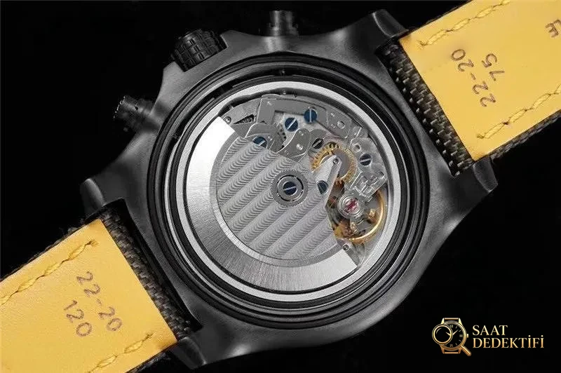 TF Factory Breitling Avenger Chronograph Night Mission Versiyonu İnceleme - Arka Kapak ve Mekanizma Detayı