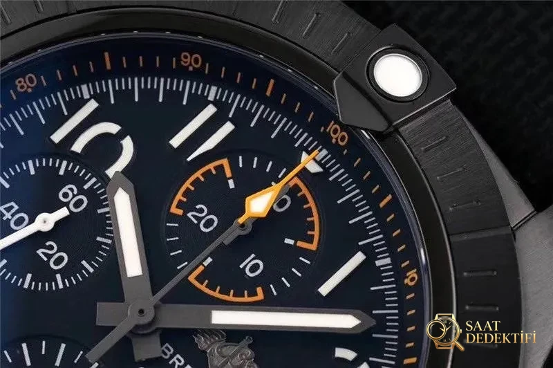 TF Factory Breitling Avenger Chronograph Night Mission Versiyonu İnceleme - Makro Kadran ve İndeks İşçiliği