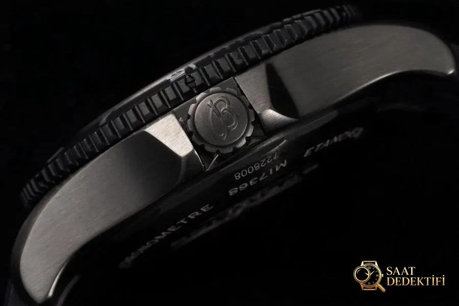 TF Factory Breitling Superocean serisi M17368B71B1S1 saatin incelemesi - Bilekte Duruş ve Kasa Orantısı
