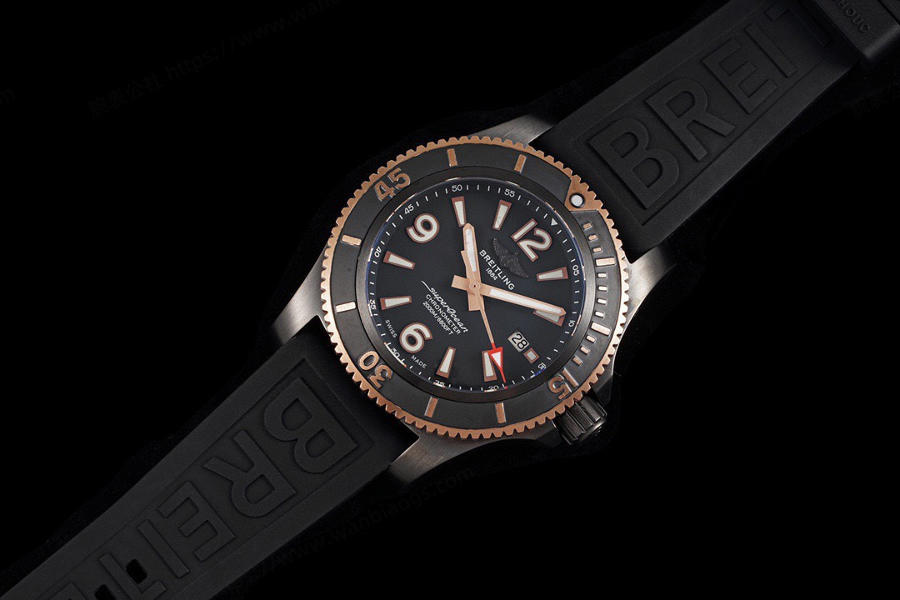 TF Factory Breitling Superocean Serisi U17368221B1S1 Saat İncelemesi — 3. fotoğraf