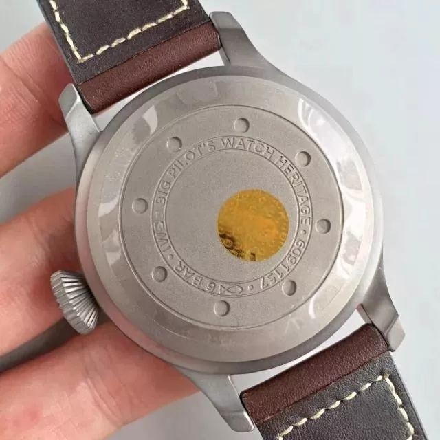 Titanyum Kasalı ZF Factory IWC Pilot Serisi IW501004 Titanyum Big Pilot Gerçek-Replika Karşılaştırma İncelemesi — 15. fotoğraf
