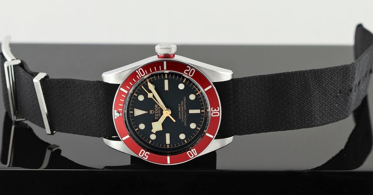 Turdor Black Bay 41mm İnceleme Bezel
