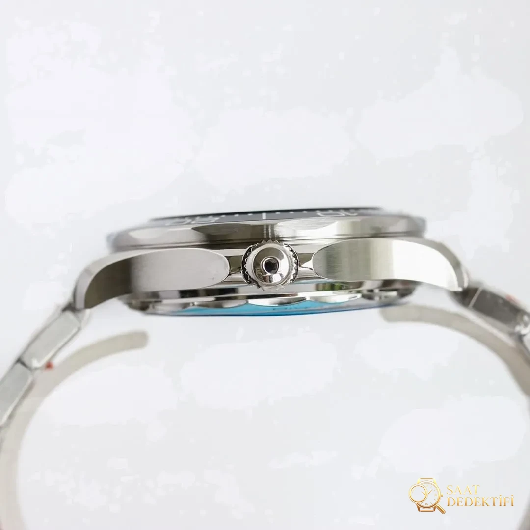 Tüm renk serisinde zam: OR Factory Omega Seamaster 300M mavi-gri kadran - Bilekte Duruş ve Kasa Orantısı