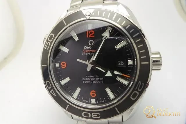 Omega Planet Ocean İncelemesi - Ön Görünüm ve Kasa Tasarımı