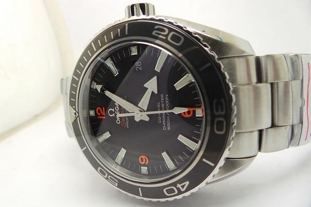 Omega Siyah Seramik Bezel